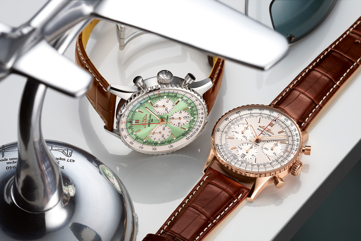 BR-NAVITIMER-B01-Chronograph_41_DoubleStillife_AB0139211L1P1_AB0139211G1P1_RVB.png