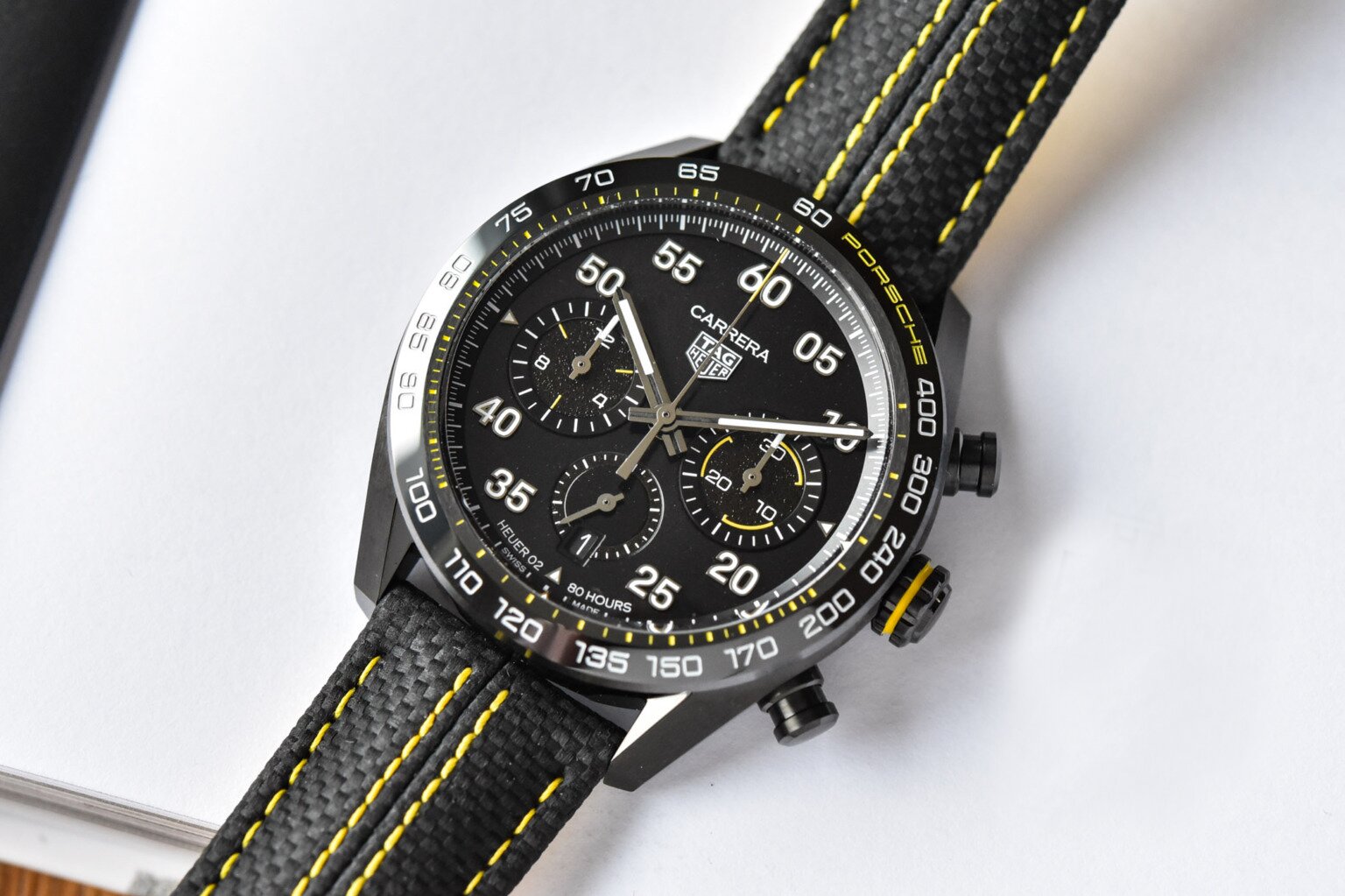 TAG-Heuer-Carrera-x-Porsche-Limited-Edition-Black-and-yellow-CBN2A1H_FC6512-hands-on-watches-and-wonders-2022-5-1536x1023.jpg