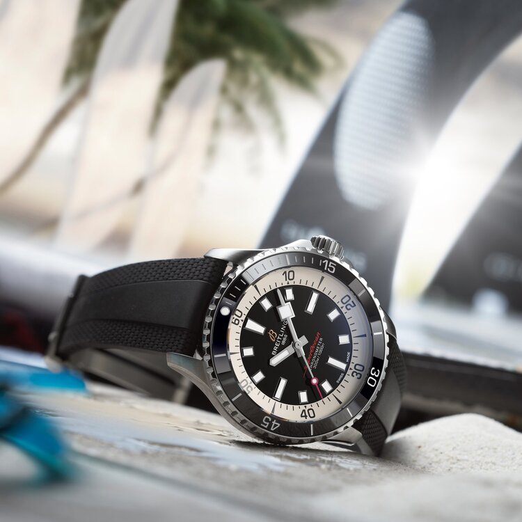 43_breitling-superocean-automatic-42_ref_-a17375211b1s1_rgb-1.jpg