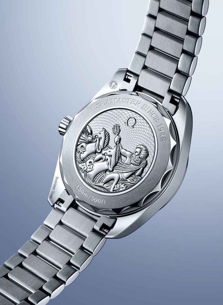 OMEGA_220_10_38_20_03_004_SEA_AT_case-back.jpg