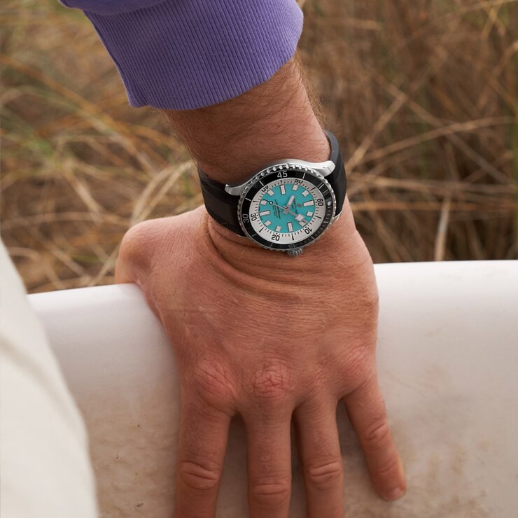 Breitling horloge met een kast in staal