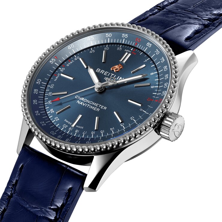 Breitling horloge met een kast in staal, met een wijzerplaat in het blauw en een diameter van 35 mm