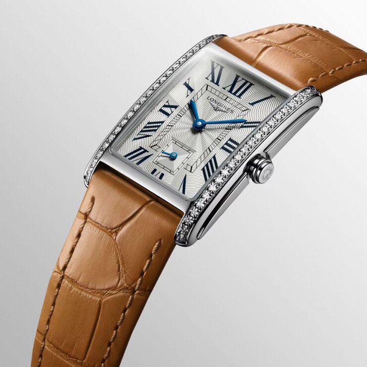 Longines horloge met een kast in staal, met een wijzerplaat in het zilver en een diameter van 23.3 x 37 mm
