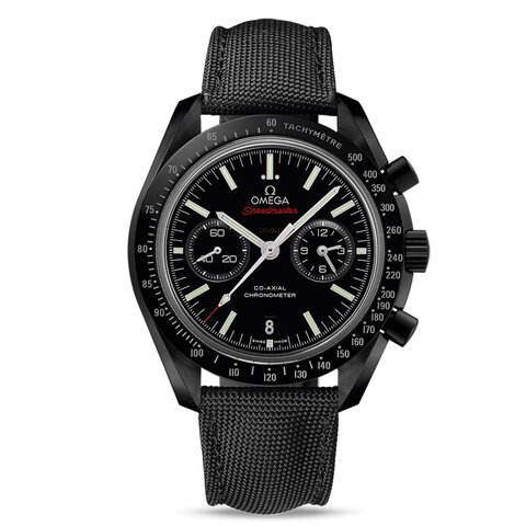 Omega horloge met een kast in keramiek, met een wijzerplaat in het zwart en een diameter van 44 mm