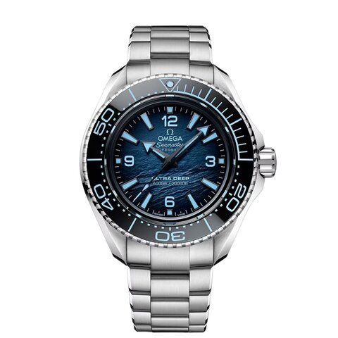Omega horloge met een kast in staal, met een wijzerplaat in het blauw en een diameter van 45.5 mm