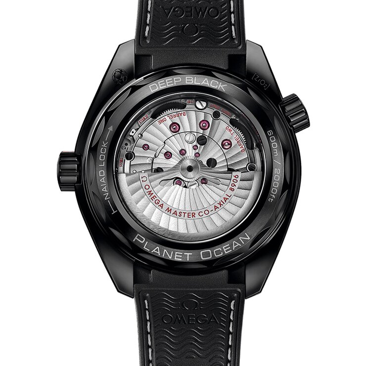 Omega horloge met een kast in keramiek, met een wijzerplaat in het zwart en een diameter van 45.5 mm