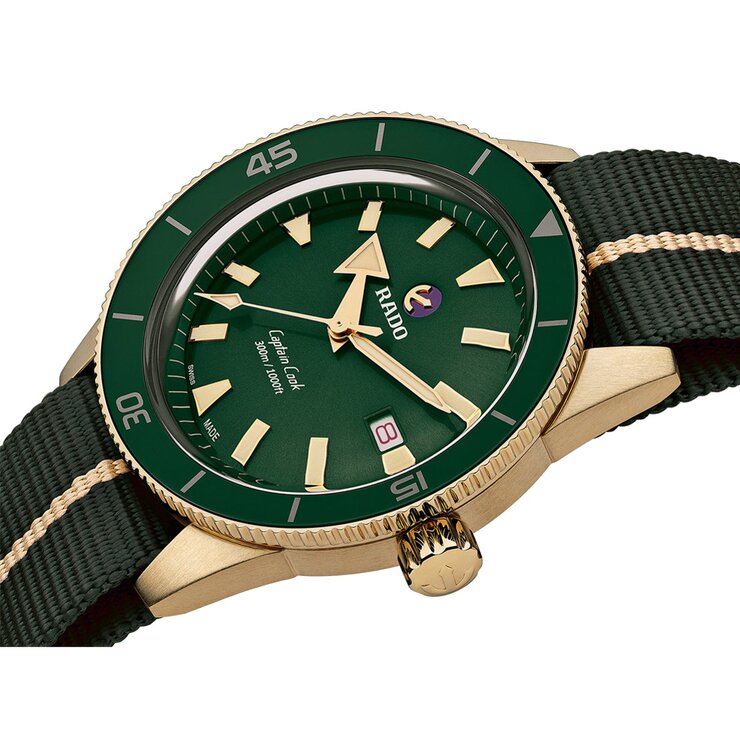 Rado horloge met een kast in brons, met een wijzerplaat in het groen en een diameter van 42 mm