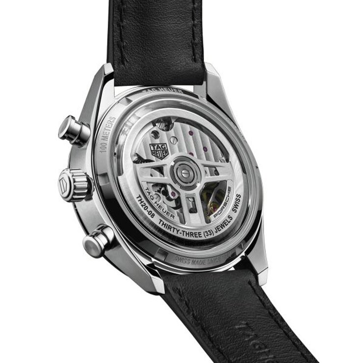 TAG Heuer horloge met een kast in staal, met een wijzerplaat in het zilver en een diameter van 42 mm
