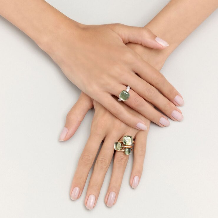 Pomellato ring in wit goud 18kt met prasioliet omringd door briljanten van 0,73 karaat