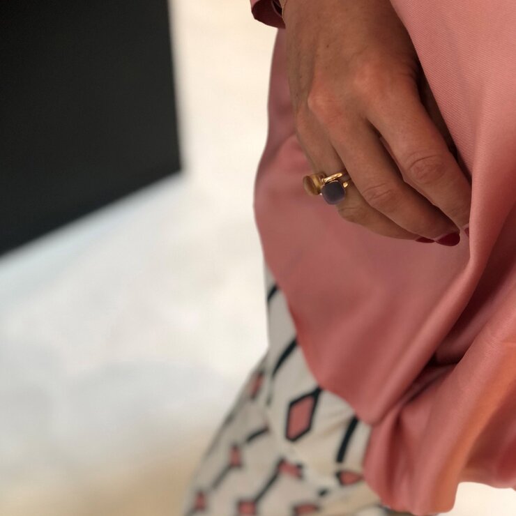Pomellato ring in rosé goud 18kt met amethist & parelmoer grijs
