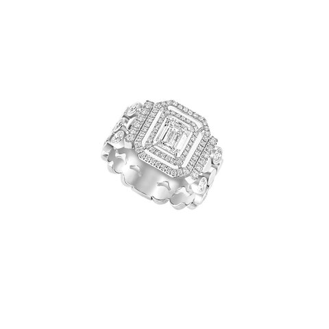 Messika ring in wit goud 18kt met briljant van 0,50 karaat als hoofdsteen omringd door briljanten van 0,83 karaat