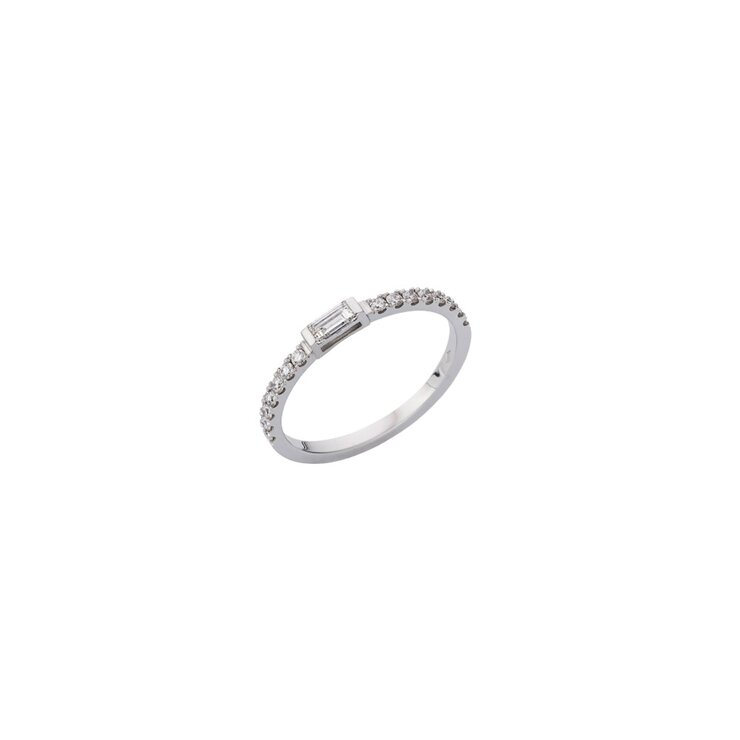 Atelier P. ring in wit goud 18kt met briljant van 0,12 karaat als hoofdsteen omringd door briljanten van 0,21 karaat