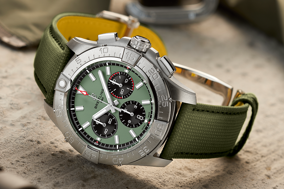 AvengerB01Chronograph44_2.png