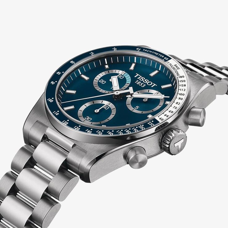 Tissot horloge met een kast in staal, met een wijzerplaat in het blauw en een diameter van 40 mm