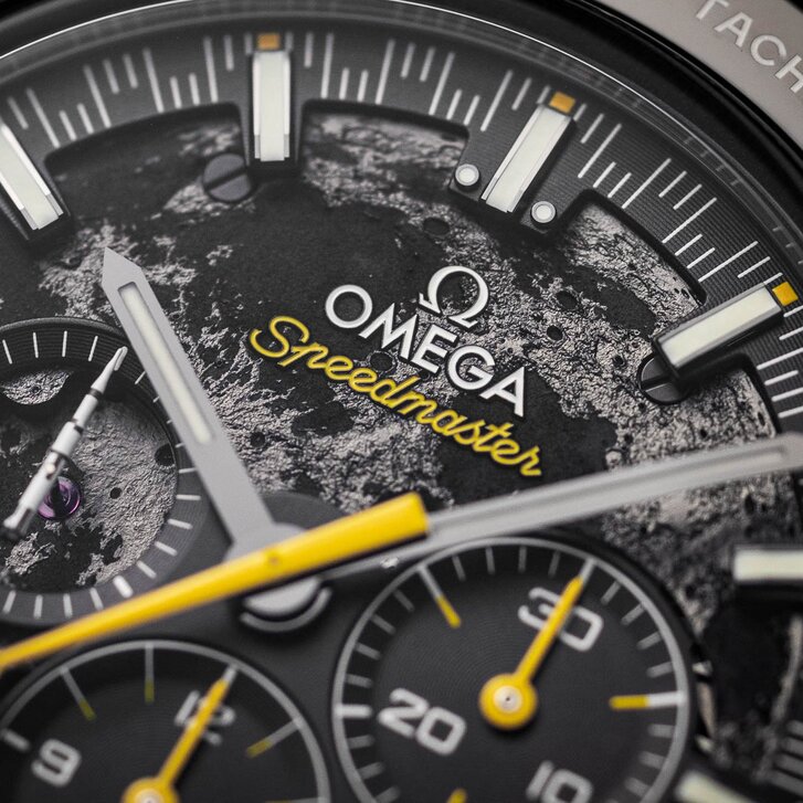 OMEGA Speedmaster Dark Side of the Moon Apollo 8