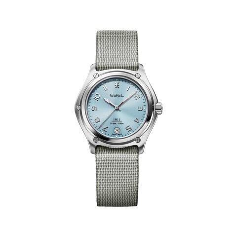 Ebel horloge met een kast in staal, met een wijzerplaat in het blauw en een diameter van 34 mm