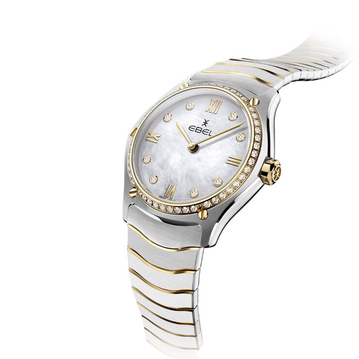 Ebel horloge met een kast in geel goud op staal, met een wijzerplaat in het parelmoer met  briljant en een diameter van 29 mm