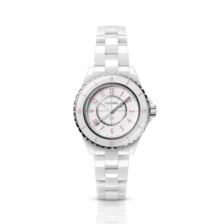CHANEL horloge met een kast in keramiek, met een wijzerplaat in het wit en een diameter van 33