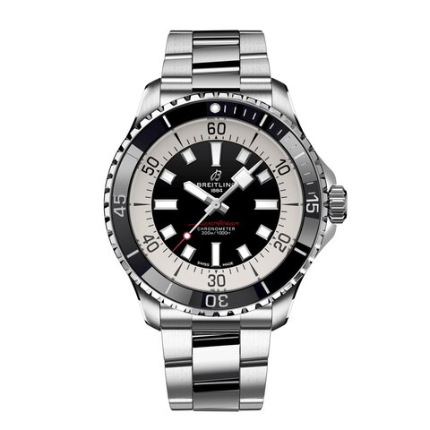 Breitling horloge met een kast in staal, met een wijzerplaat in het zwart en een diameter van 44 mm