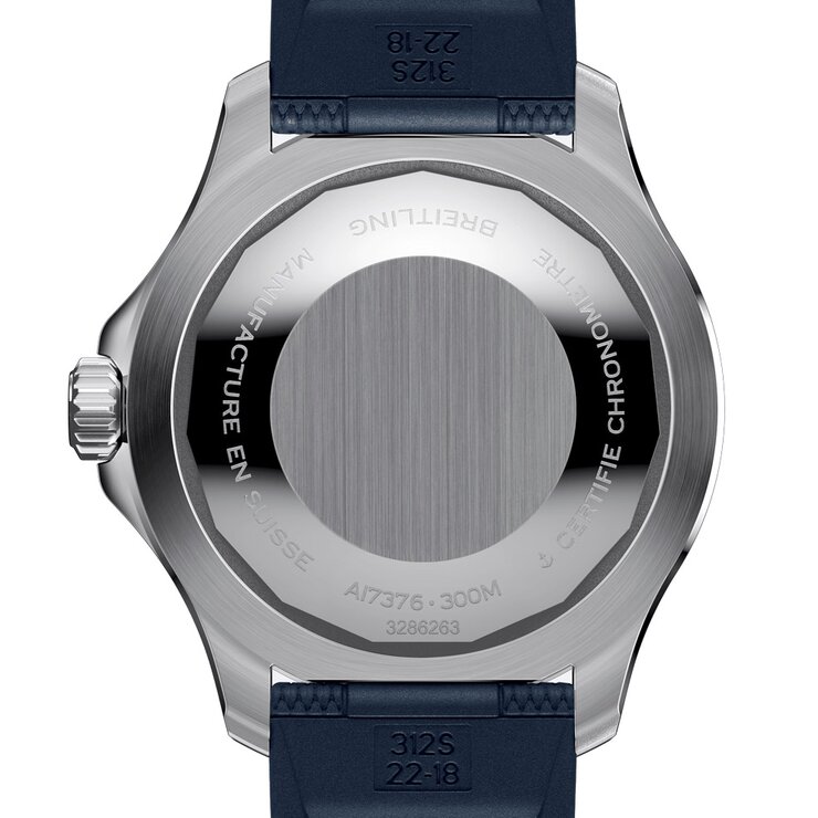 Breitling horloge met een kast in staal, met een wijzerplaat in het blauw en een diameter van 44