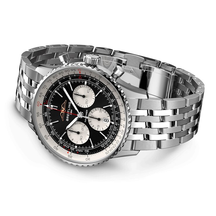 Breitling horloge met een kast in staal, met een wijzerplaat in het zwart en een diameter van 43