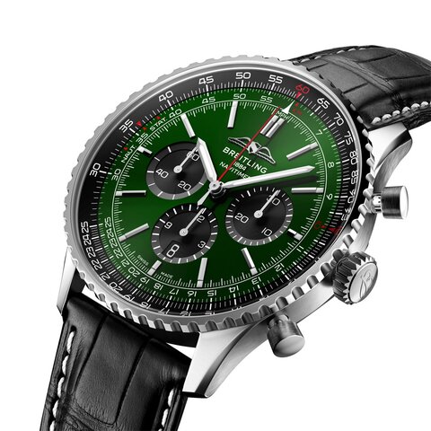 Breitling horloge met een kast in staal, met een wijzerplaat in het groen en een diameter van 46 mm