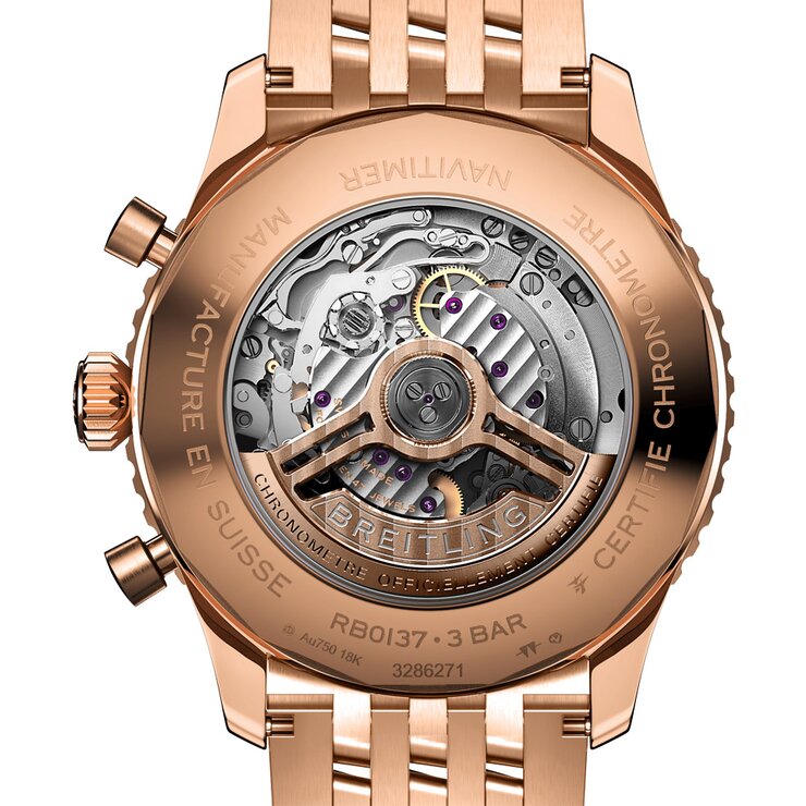 Breitling horloge met een kast in rosé goud, met een wijzerplaat in het zilver en een diameter van 46
