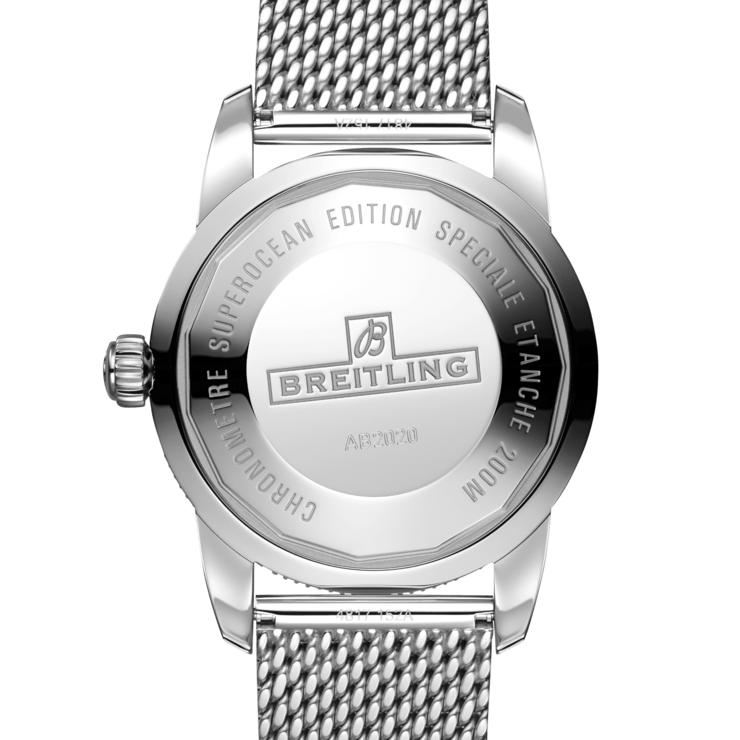 Breitling horloge met een kast in staal, met een wijzerplaat in het blauw en een diameter van 46