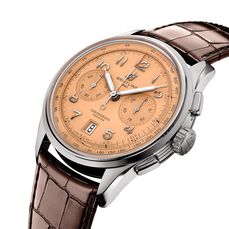 Breitling horloge met een kast in staal, met een wijzerplaat in het rosé en een diameter van 42 mm