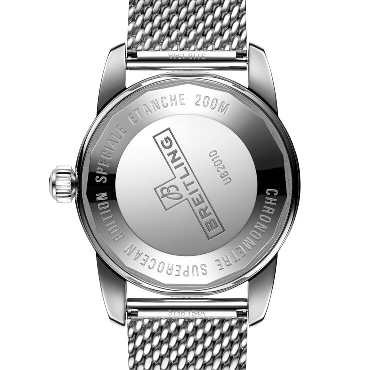 Breitling horloge met een kast in rosé goud op staal, met een wijzerplaat in het zwart en een diameter van 42