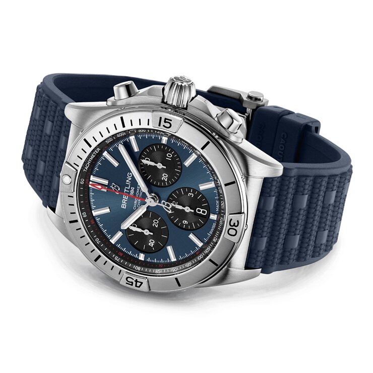 Breitling horloge met een kast in staal, met een wijzerplaat in het blauw en een diameter van 42 mm