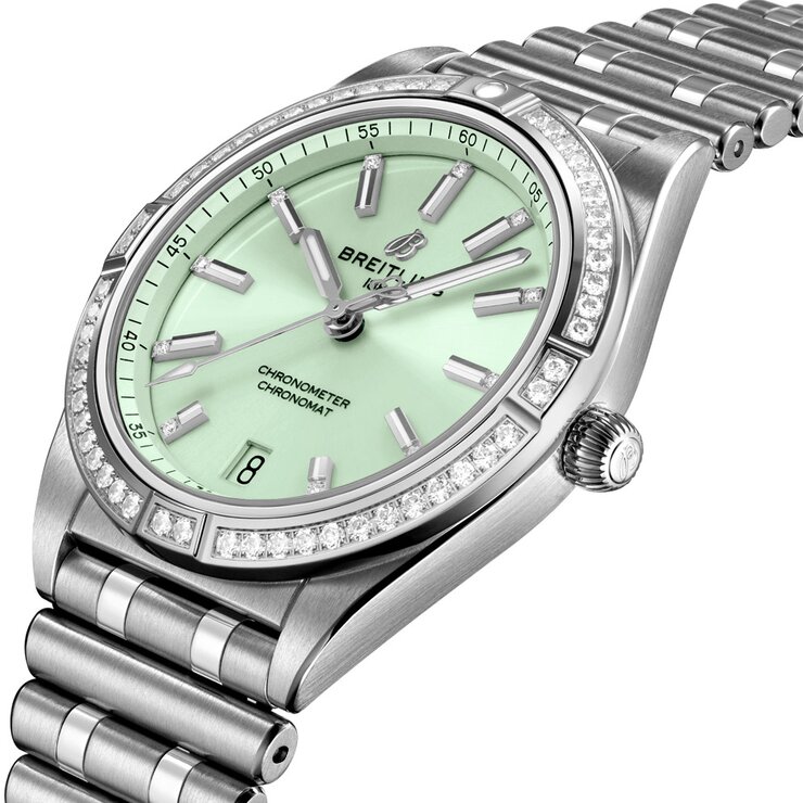 Breitling horloge met een kast in staal, met een wijzerplaat in het groen met briljant en een diameter van 36
