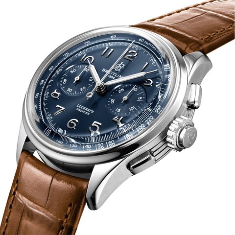 Breitling horloge met een kast in staal, met een wijzerplaat in het blauw en een diameter van 42 mm