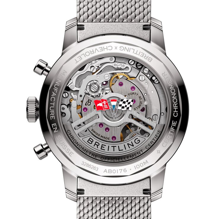 Breitling horloge met een kast in staal, met een wijzerplaat in het rood en een diameter van 41 mm