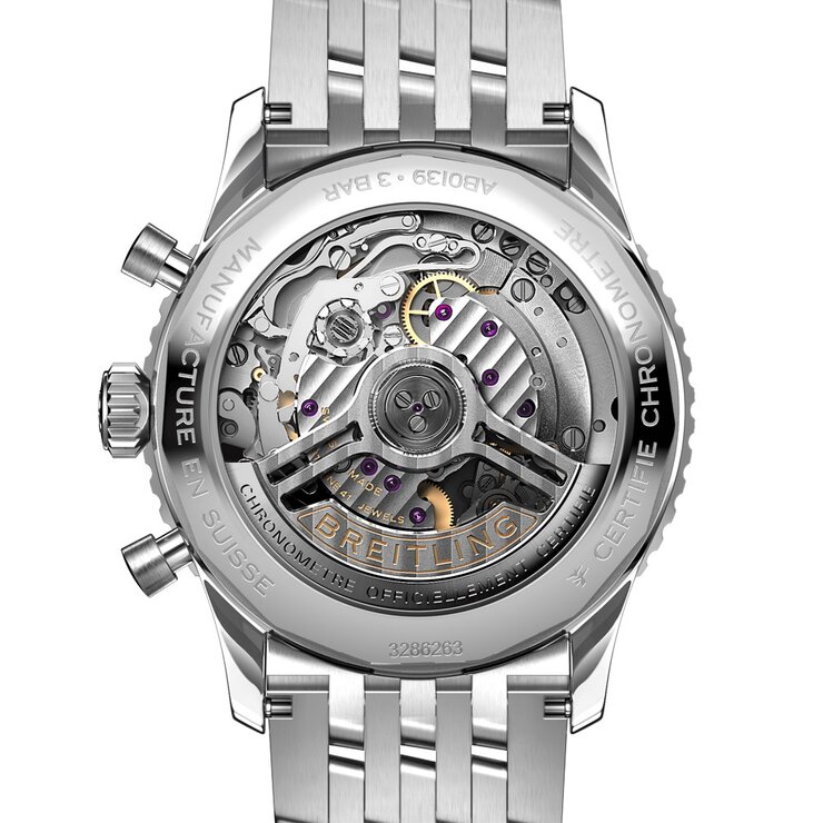 Breitling horloge met een kast in staal, met een wijzerplaat in het zilver en een diameter van 41