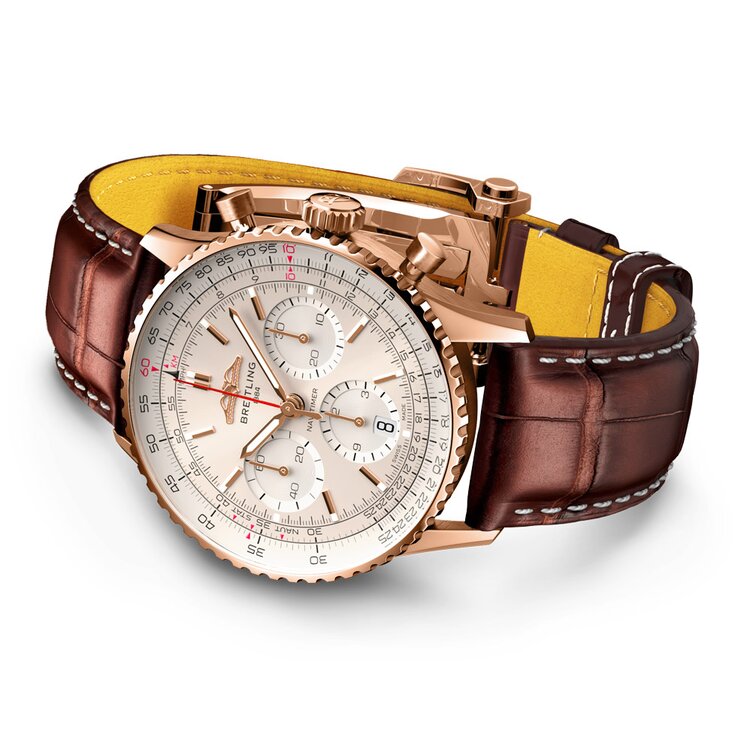 Breitling horloge met een kast in rosé goud, met een wijzerplaat in het zilver en een diameter van 41 mm