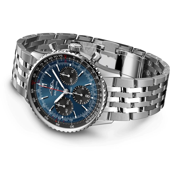 Breitling horloge met een kast in staal, met een wijzerplaat in het blauw en een diameter van 41 mm