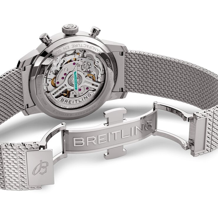 Breitling horloge met een kast in staal, met een wijzerplaat in het wit en een diameter van 41