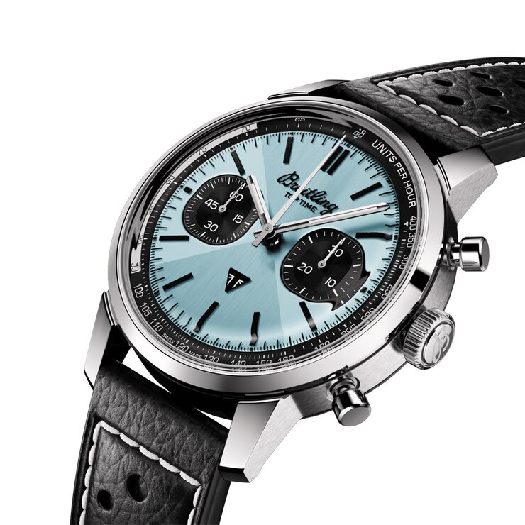 Breitling horloge met een kast in staal, met een wijzerplaat in het blauw en een diameter van 41 mm