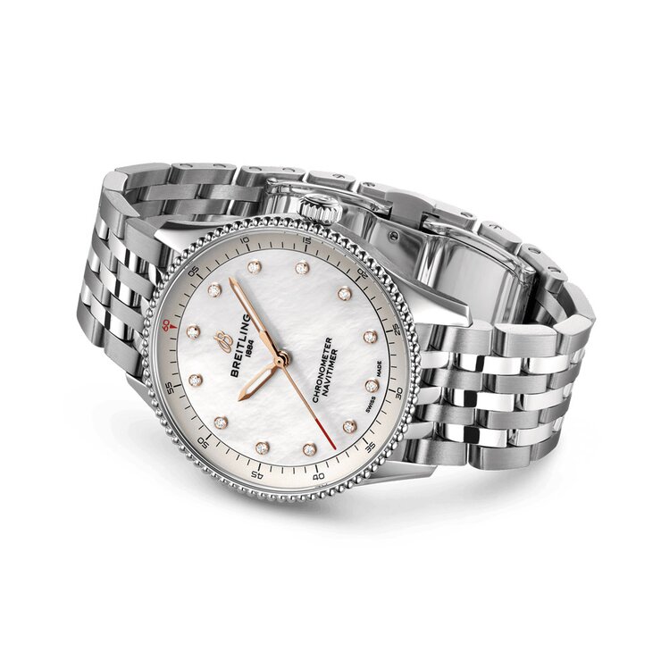 Breitling horloge met een kast in staal, met een wijzerplaat in het parelmoer met  briljant en een diameter van 32 mm