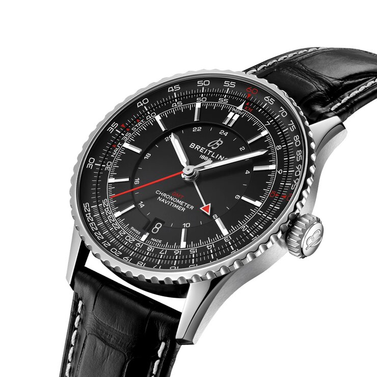 Breitling horloge met een kast in staal, met een wijzerplaat in het zwart en een diameter van 41 mm