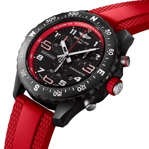 Breitling horloge met een kast in breitlight, met een wijzerplaat in het zwart en een diameter van 38 mm