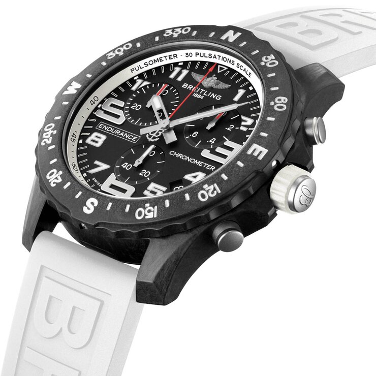 Breitling horloge met een kast in breitlight, met een wijzerplaat in het zwart en een diameter van 38 mm