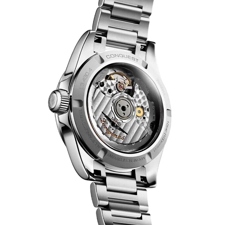 Longines horloge met een kast in staal, met een wijzerplaat in het groen en een diameter van 34 mm