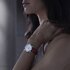 montre Longines avec un boîtier en acier, un cadran nacre avec brillant et un diamètre de 34 mm - thumb