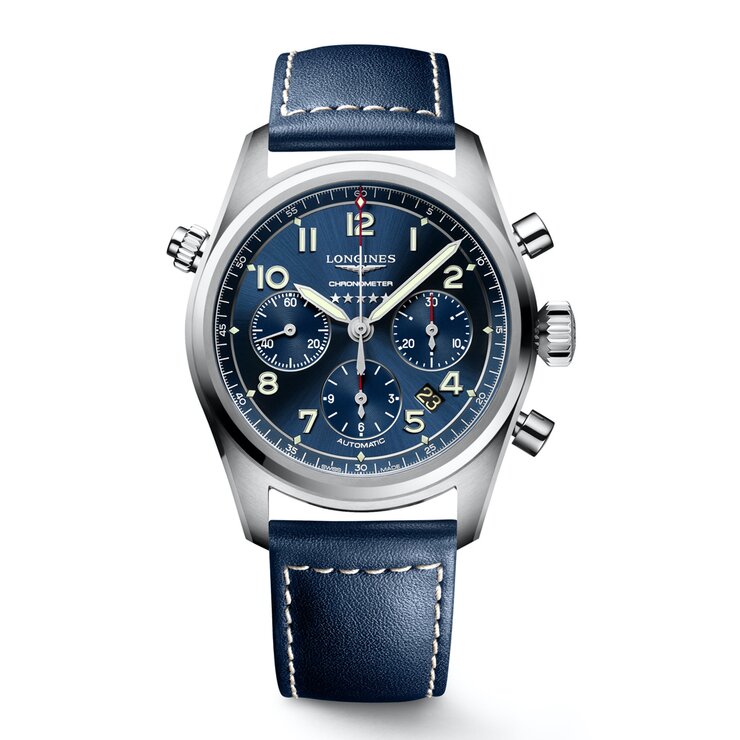 montre Longines avec un boîtier en acier, un cadran bleu et un diamètre de 42