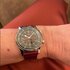 Longines horloge met een kast in staal, met een wijzerplaat in het rood en een diameter van 36 mm - thumb