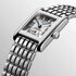 montre Longines avec un boîtier en acier et un cadran argent - thumb