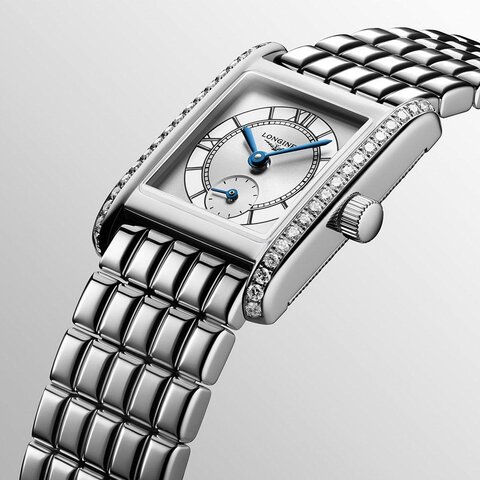 Longines horloge met een kast in staal en een wijzerplaat in het zilver