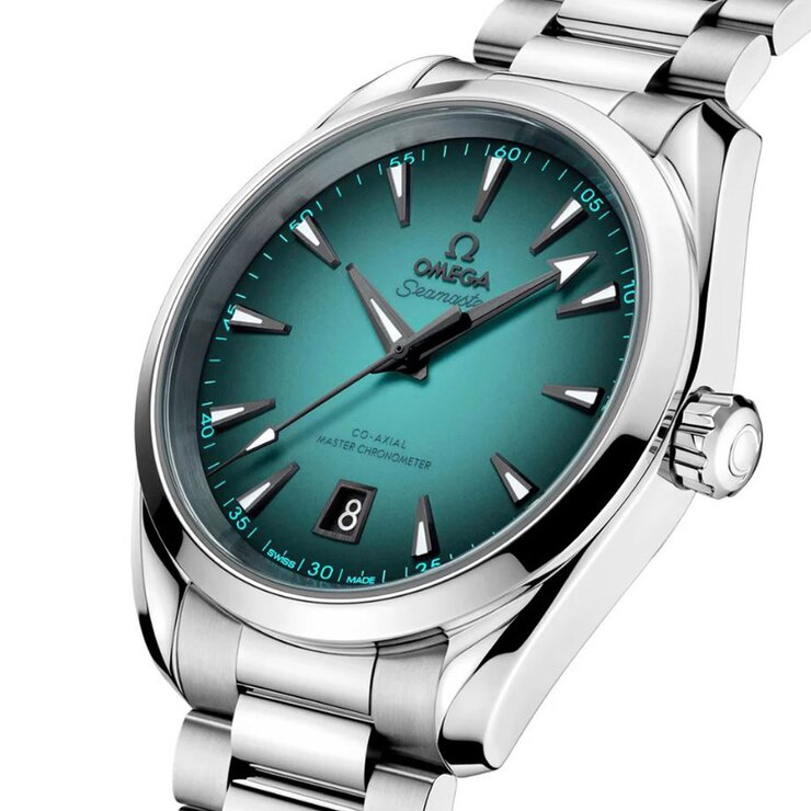 Omega horloge met een kast in staal, met een wijzerplaat in het blauw en een diameter van 38 mm